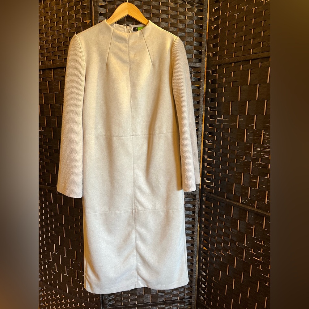 Ann Taylor faux suede dress w/knit bell sleeves. Cream. Office, semi-formal. M - Picture 5 of 14